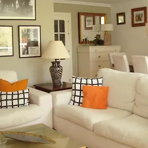 https://apartamento-la-carihuela-urb-eurosol.hotelsinnerja.org